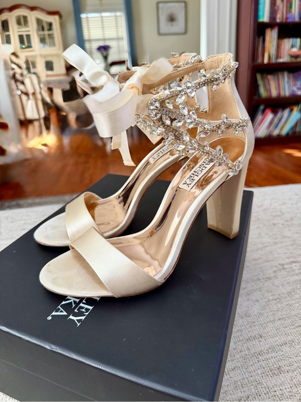 Badgley Mischka Ivory Satin Rhinestone Leaf Ribbon Ankle Tie Block Heels 7